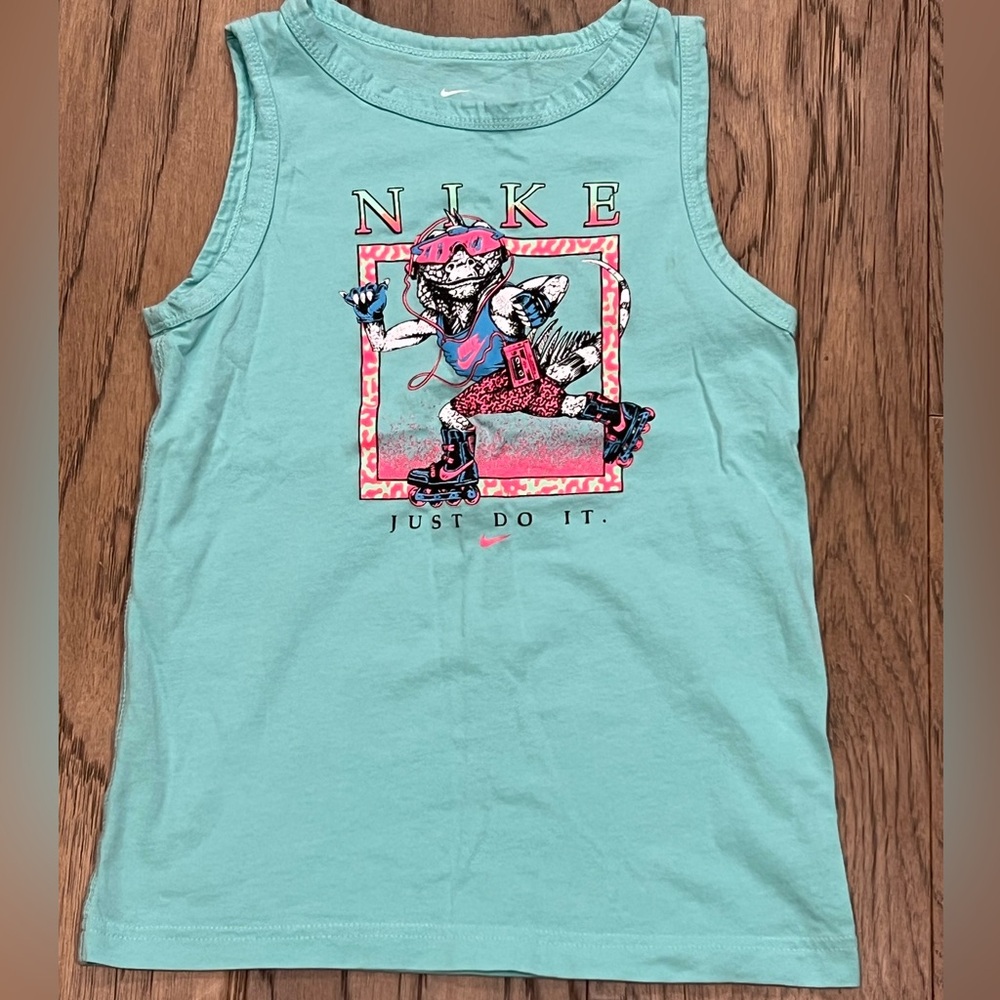 Nike Boys Tank Top. Size S